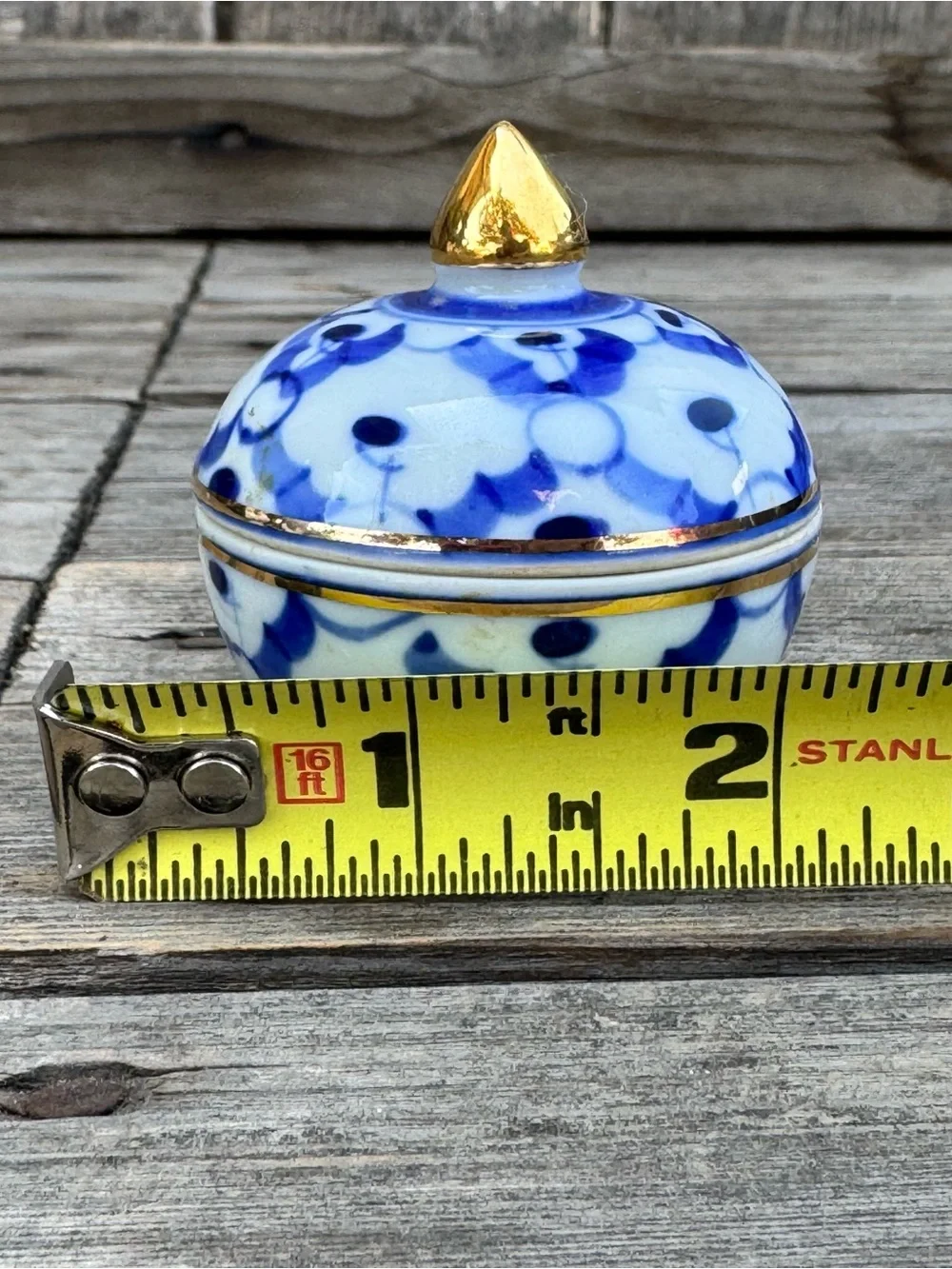 Vintage Mini Thai Benjarong Blue & White Porcelain Ring Trinket Box 2.5